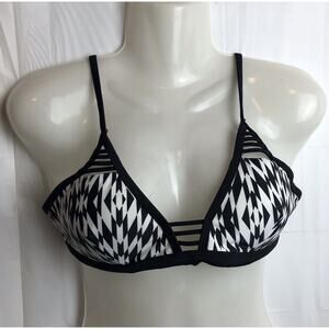 Xhilaration Bikini Top Junior M Black White Geo Print Padded Open String Detail